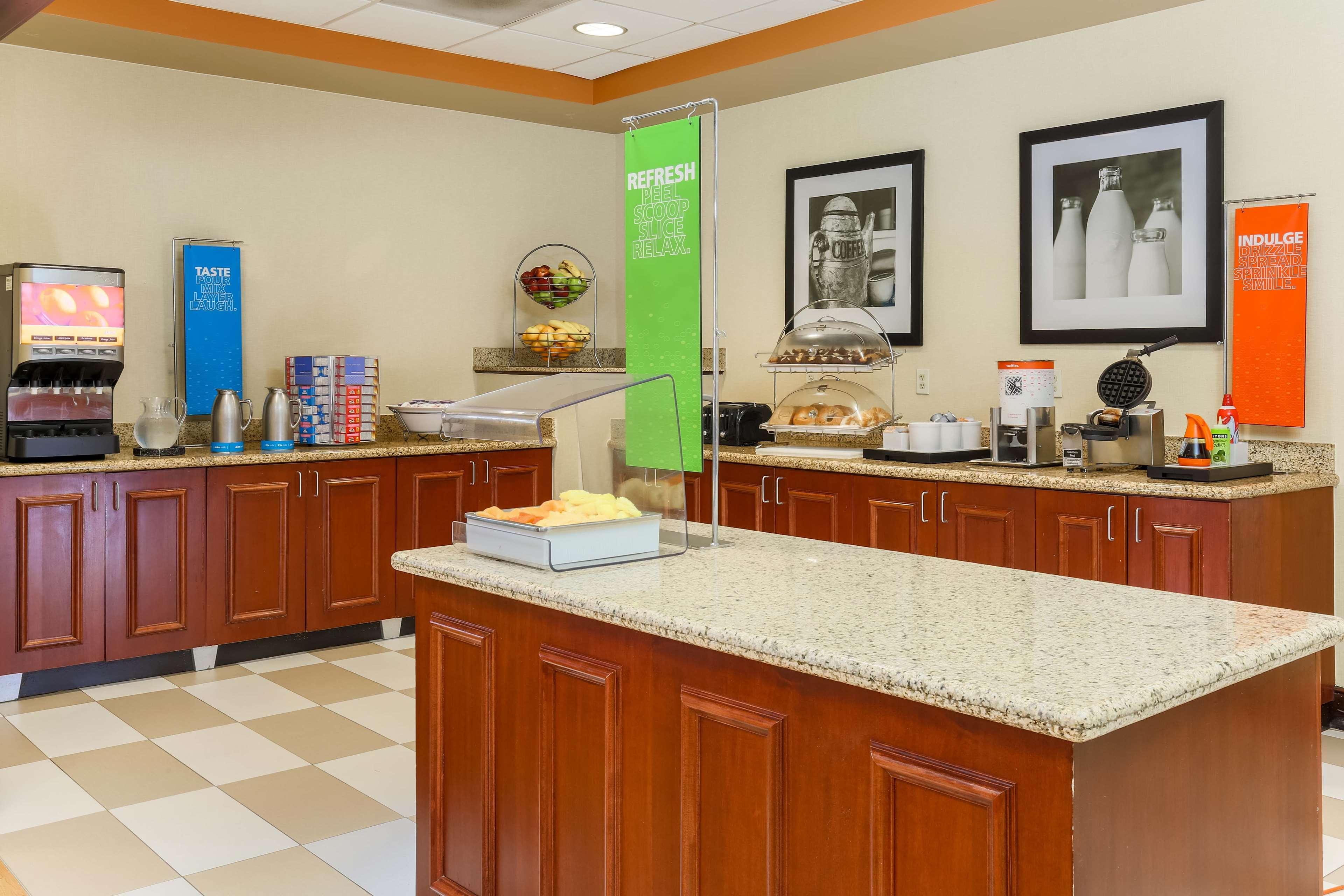 Hampton Inn Nanuet Eksteriør bilde