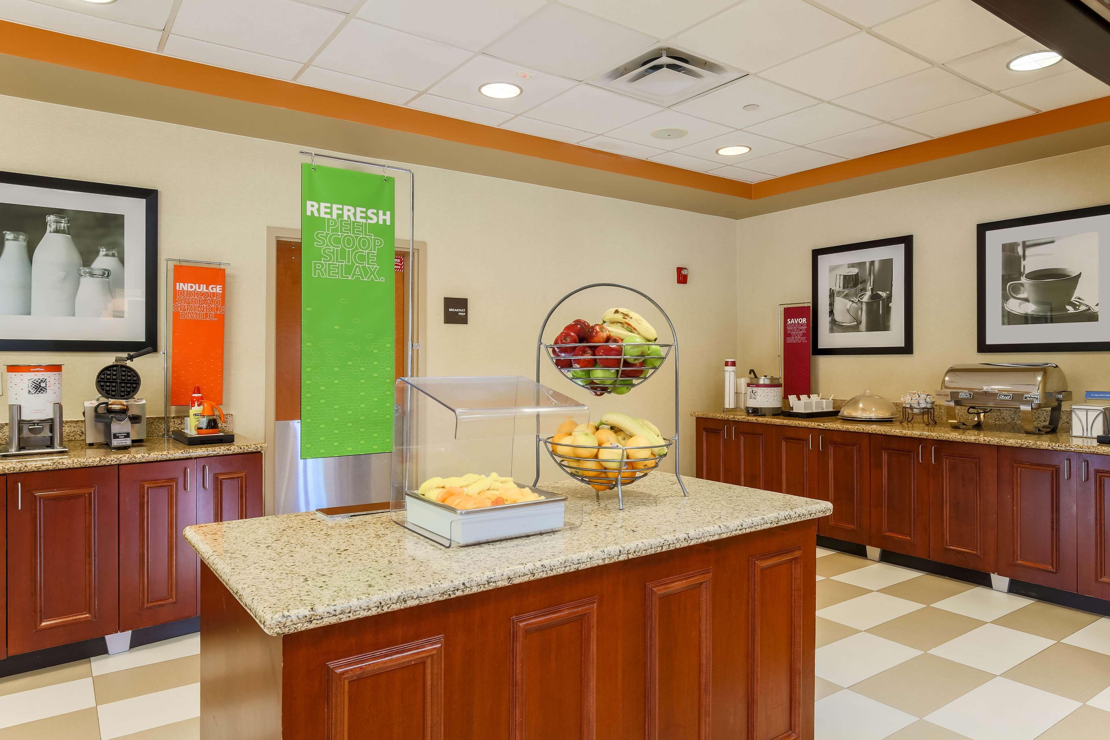 Hampton Inn Nanuet Eksteriør bilde