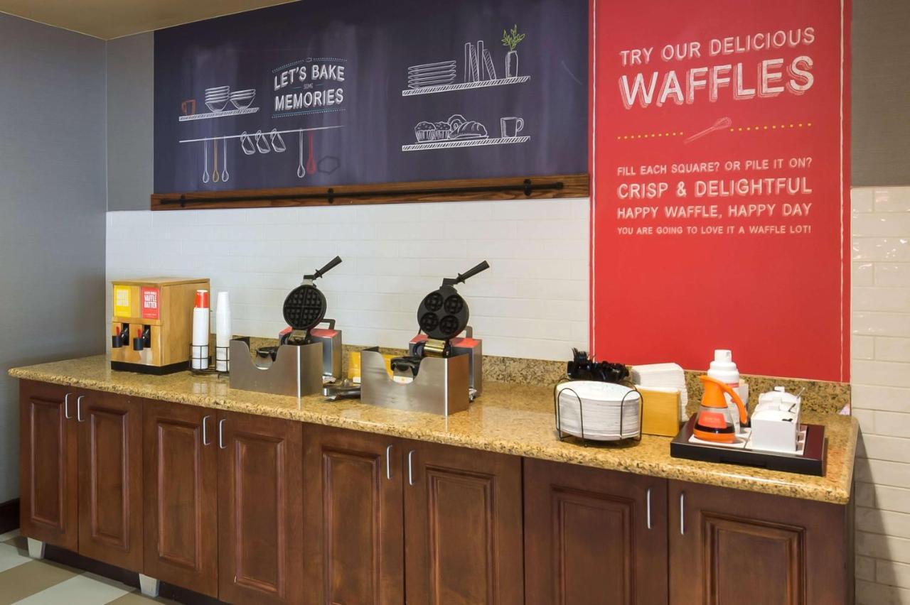 Hampton Inn Nanuet Eksteriør bilde