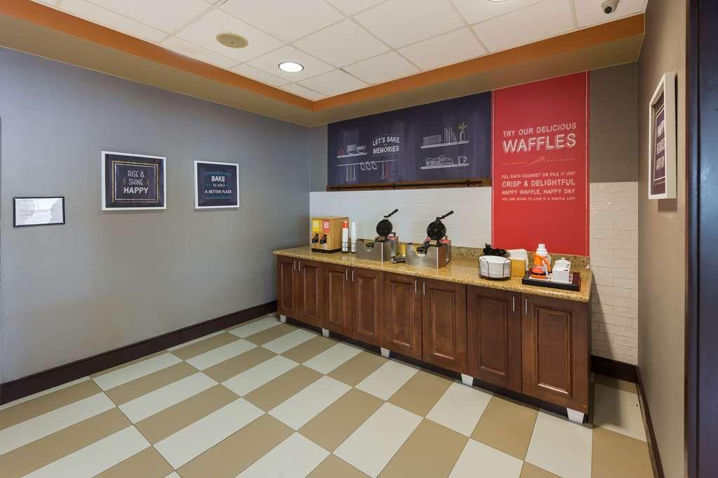 Hampton Inn Nanuet Restaurant bilde